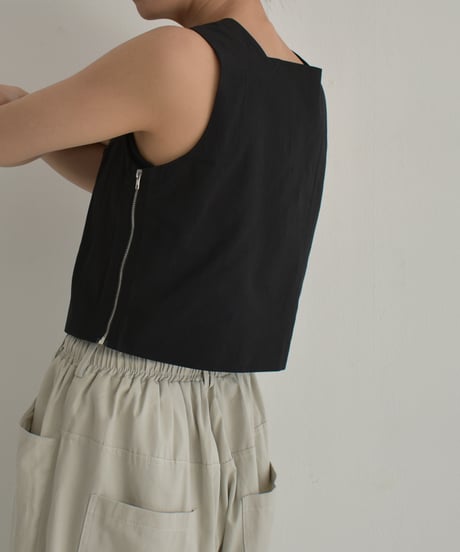 tops-02465　Square Neck Sleeveless Top White Black