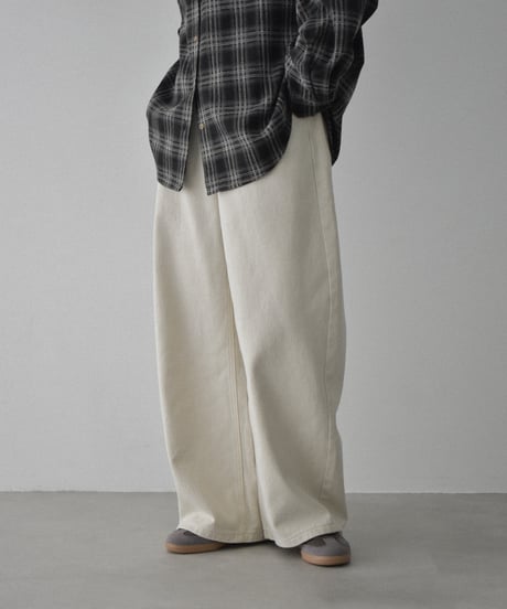 bottoms-02305 Cocoon Denim Pants   Ecru Black