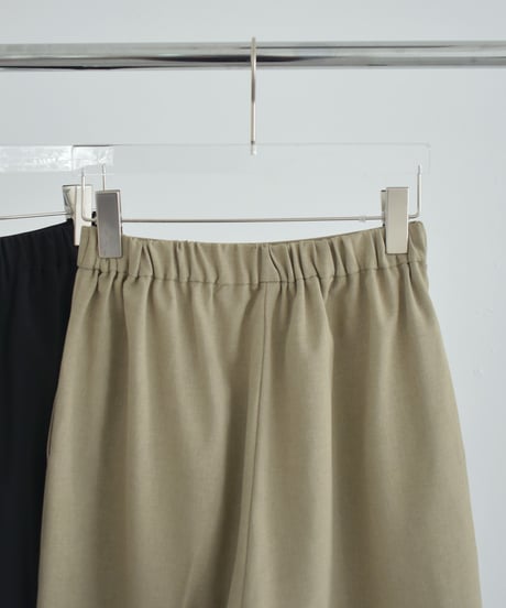 bottoms-04050　Made in Japan linen-like wrinkle-resistan, cool-to-the-touch shorts　Khaki Beige  Black
