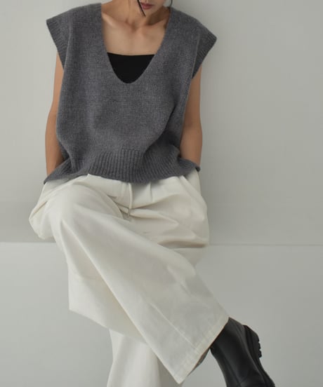 knit-02279　U-Neck Vest Gray Brown Black