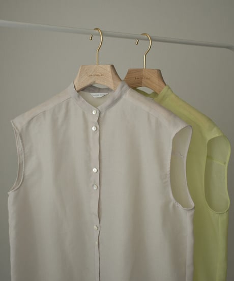 tops-04126 MADE IN JAPAN SHEER SLEEVELESS SHIRT