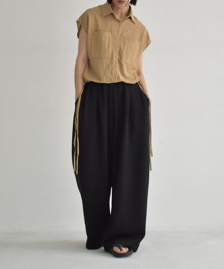 tops-02548　Drawstring Design French Sleeve Shirt　White Beige Black