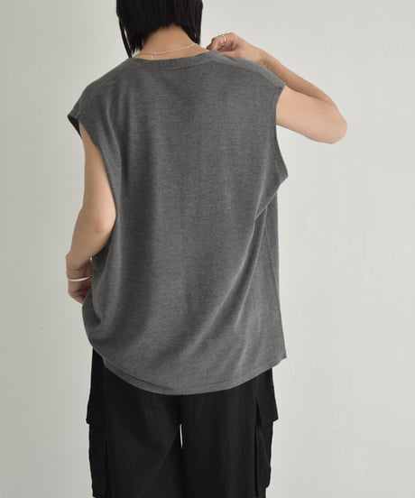 knit-02322　Deep V-neck Sheer Knit Vest  Ecru Gray Black