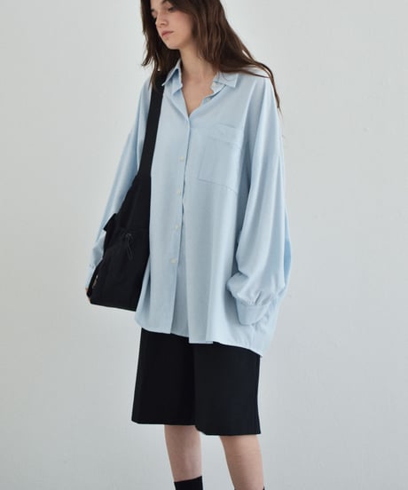 tops-02609 Oversized Loose Shirt White Blue Black