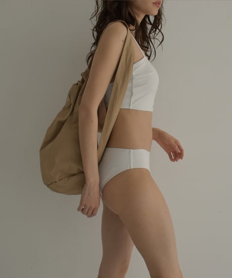 swim-02461　Low-rise Bikini Swim Bottoms　White　Black