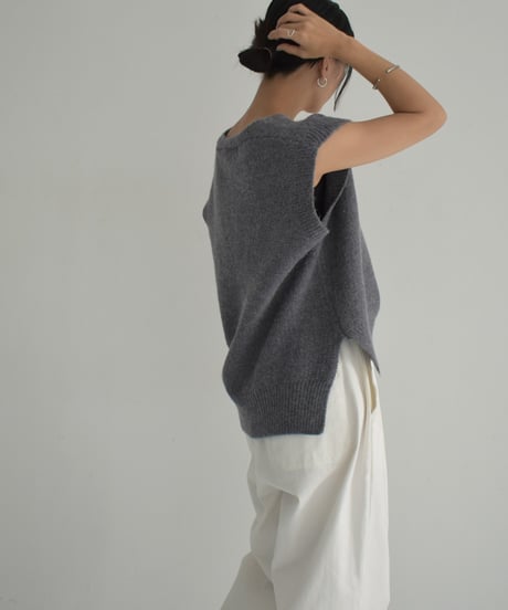 knit-02279　U-Neck Vest Gray Brown Black