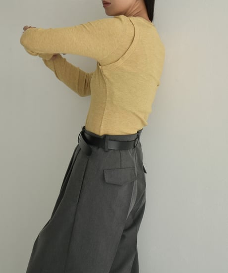 tops-02510　Layered Like Tops Mustard Gray