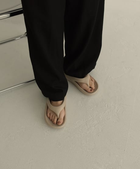 shoes-02170　Recovery Sandals　Greige　Black