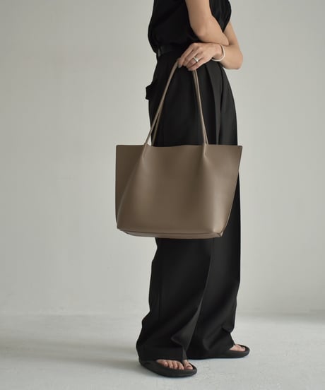 bag2-02652　Eco Leather Tote Bag With Pouch Ecru Mocha Black