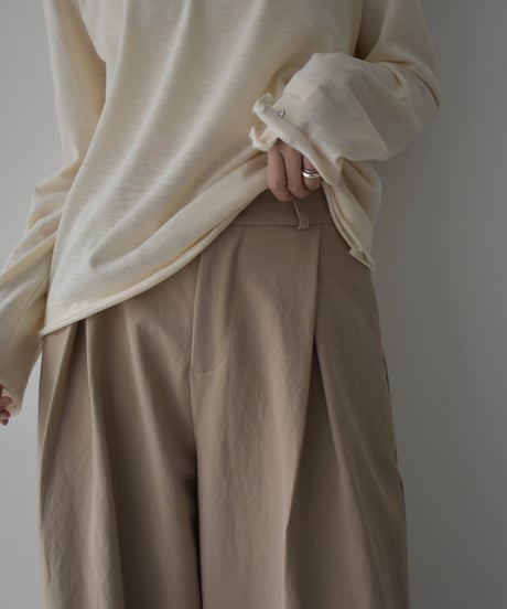bottoms-02313 Tuck Wide Cocoon Pants Off-White Beige Black
