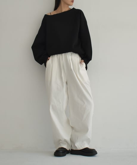 tops-02509　Off-Shoulder BIG Sweatshirt White Gray Charcoal Black