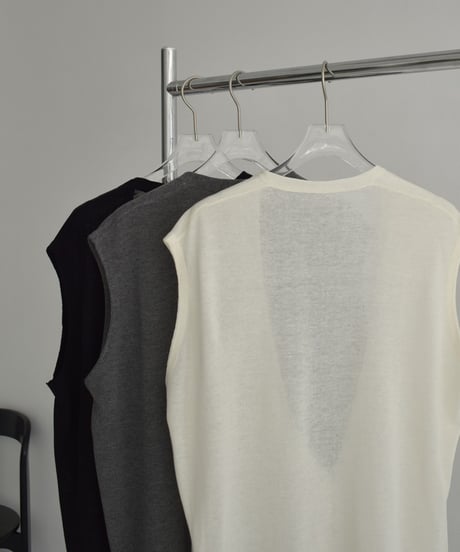 knit-02322　Deep V-neck Sheer Knit Vest  Ecru Gray Black