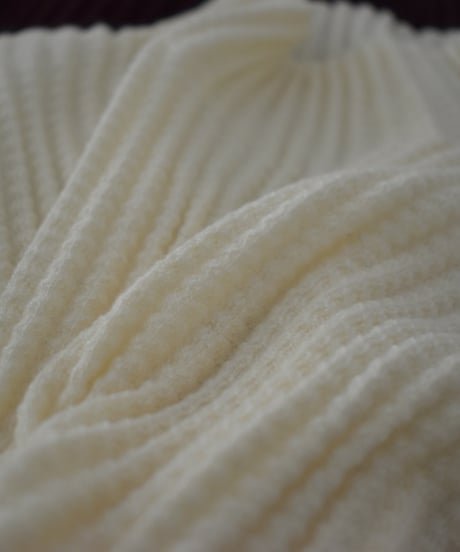 knit-02305　Ripple High Neck Knit  Ivory  Brown  Black