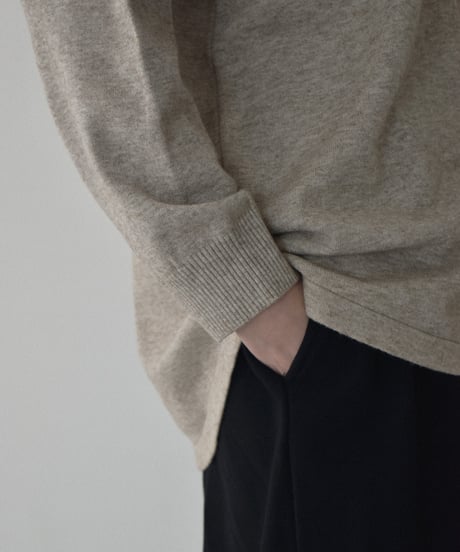 knit-02357  High-gauge Shirt Knit Top  Oatmeal Gray Black