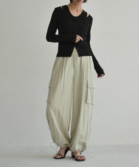 bottoms-02274  Wide Cargo Pants  Ecru Black