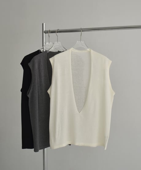 knit-02322　Deep V-neck Sheer Knit Vest  Ecru Gray Black