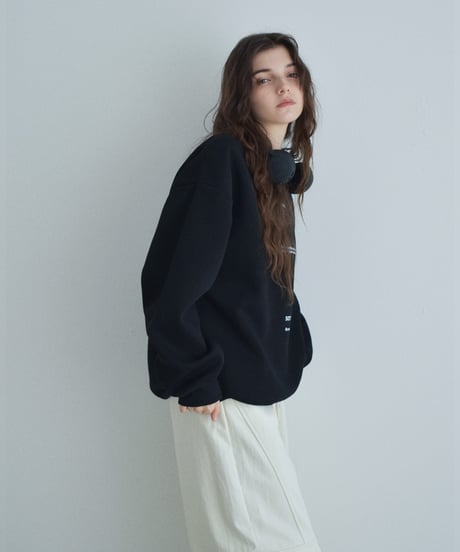 【UNISEX】 tops-02590　"SOT SO FAR" Logo Pullover Gray Black