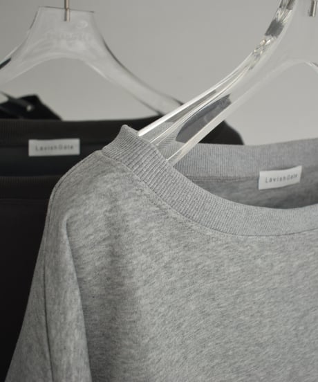 tops-02509　Off-Shoulder BIG Sweatshirt White Gray Charcoal Black