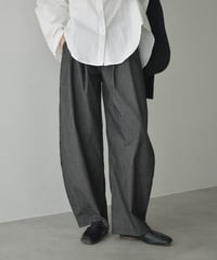 bottoms-02299  Denim-like Tucked Cocoon Pants　Navy Black