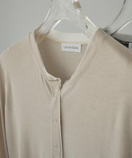 tops-02541　Layered-Like Snap Button Pullover  Beige Black
