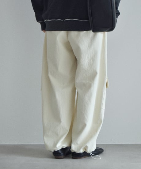 bottoms-02317 Wide Cargo Pants Ecru Dark Navy