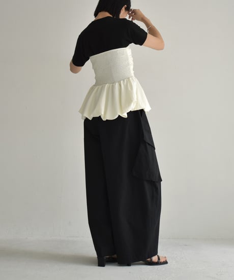 tops-02553　Gathered Balloon Bustier  White Ecru Black