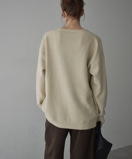 knit-02346　V-neck Oversized Knit  Ecru Gray Black