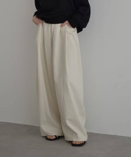 bottoms-02314 Volume Tuck Cocoon Denim Ecru