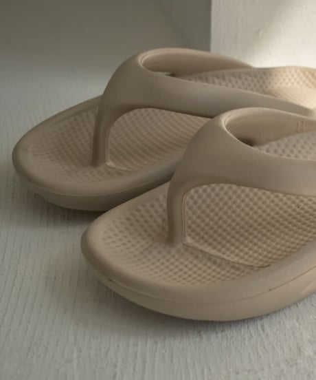 shoes-02170　Recovery Sandals　Greige　Black
