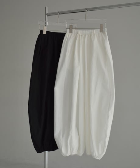bottoms-02242　Waist Gathered Balloon Pants White Black