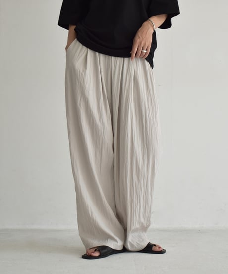bottoms-02292  Washer Tuck Easy Pants  Light Gray Beige Gray Black