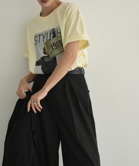 tops-02505　Oversized Photo T-shirt White Cream Black