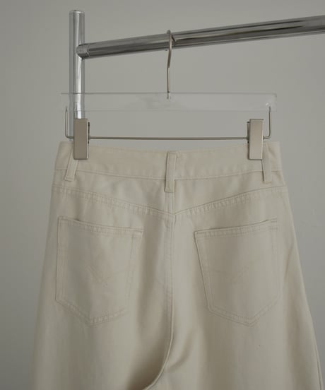 bottoms-02314 Volume Tuck Cocoon Denim Ecru