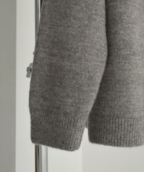 knit-02293　Knitted Cardigan With Scarf　Brown Gray Black