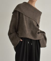 knit-02299　Off-the-shoulder oversized knit in Mocha Black