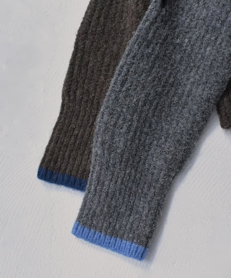 knit-02349　Bicolor High-neck Knit　Gray Brown