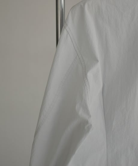 tops-02526　Drape Neck Blouse　White Gray
