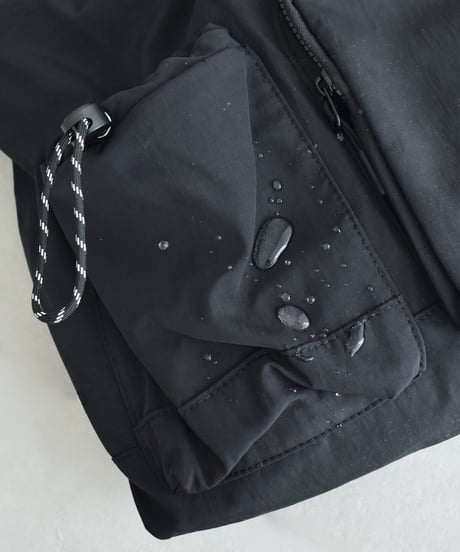 nh-bag2-02676 Water-Repellent Nylon Shoulder Bag  Ecru Black