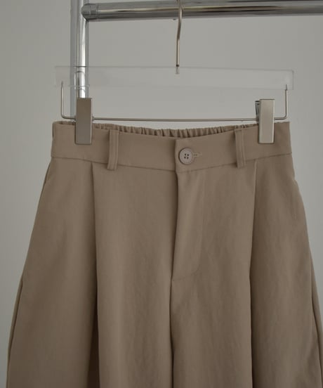 bottoms-02313 Tuck Wide Cocoon Pants Off-White Beige Black