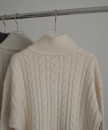 knit-02367 Double Zip Cable Knit Ecru Greige Dark Gray