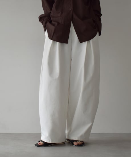 bottoms-02313 Tuck Wide Cocoon Pants Off-White Beige Black