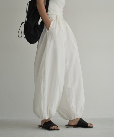 bottoms-02242　Waist Gathered Balloon Pants White Black