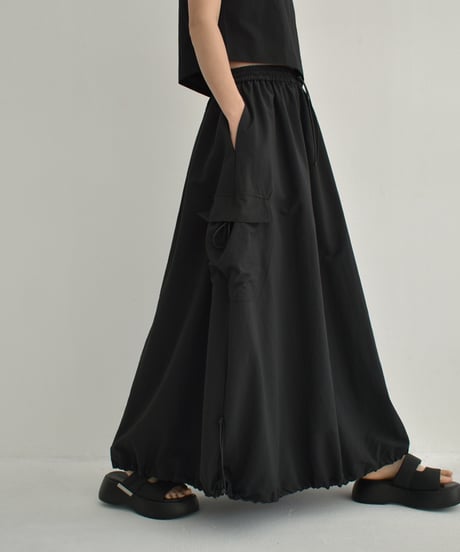 bottoms-02237　Nylon Balloon Cargo Skirt　White　Charcoal　Black