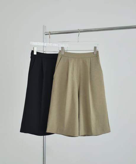 bottoms-04050　Made in Japan linen-like wrinkle-resistan, cool-to-the-touch shorts　Khaki Beige  Black