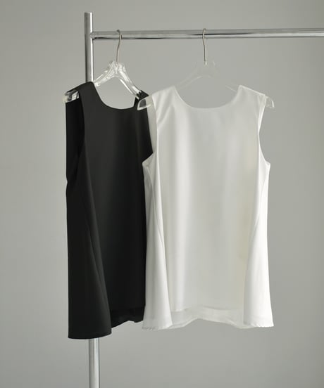 tops-02480　Back Twist Sleeveless White Black