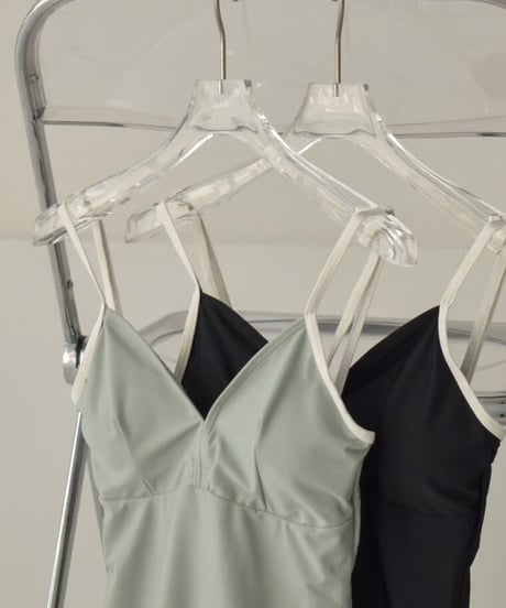 swim-02402　Piping Bicolor One Piece Swimsuit　Light Khaki　Black