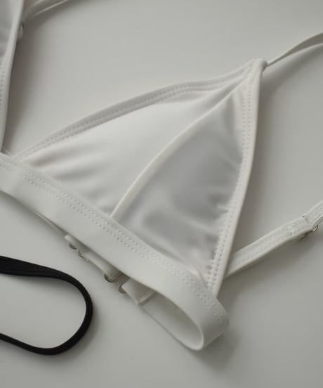 swim-02459　Bikini Swim Tops　White　Black