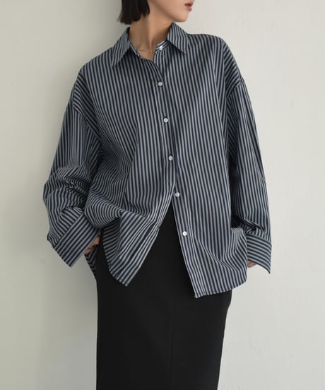tops-02521　Oversized Striped Shirt  White Navy