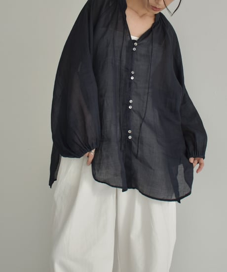 tops-02448　Linen Keyneck Sheer Blouse　Light Beige　Navy