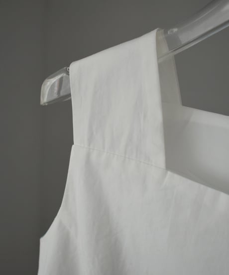 tops-02465　Square Neck Sleeveless Top White Black